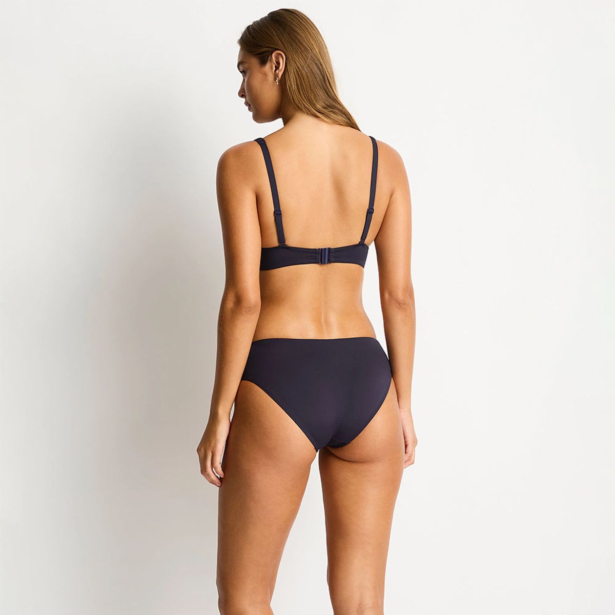 Sea Level Essentials Mid Bikinitruse